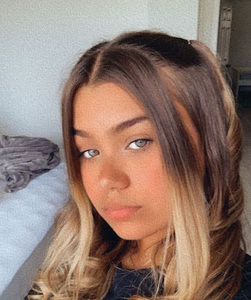 Meet your Posher, Bia